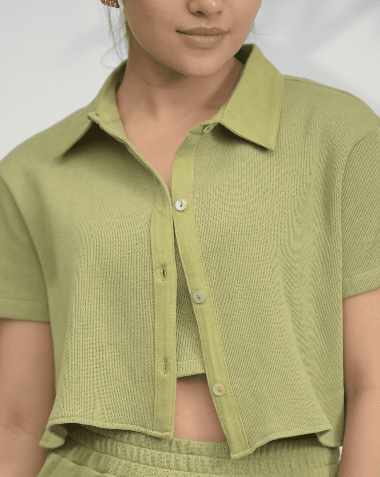 OLIVE GREEN