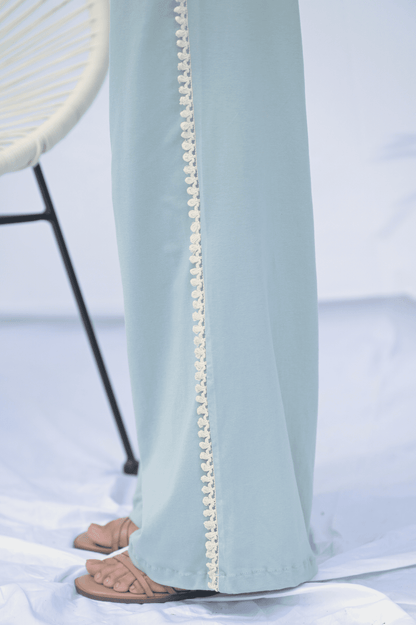 Light blue pant