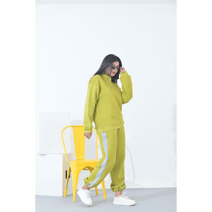 100% Supima Cotton Unisex Sweatpants (Solid Kiwi)